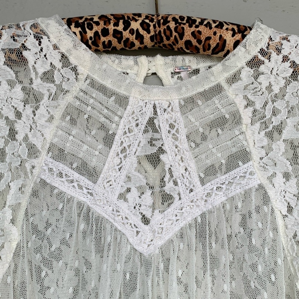 FREE PEOPLE BOHO IVORY/OFF WHITE MODERN ROMANCE SHEER LACE TOP - Picture 4 of 13